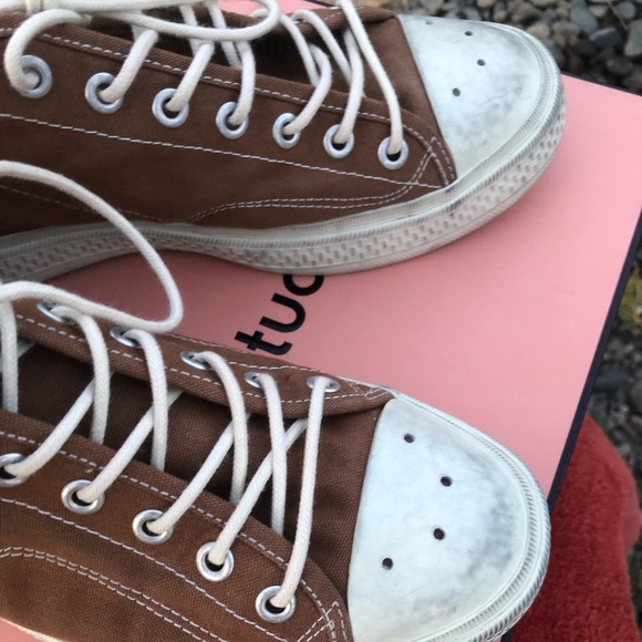 Acne studio’s distressed shoe. - Picture 2 of 5